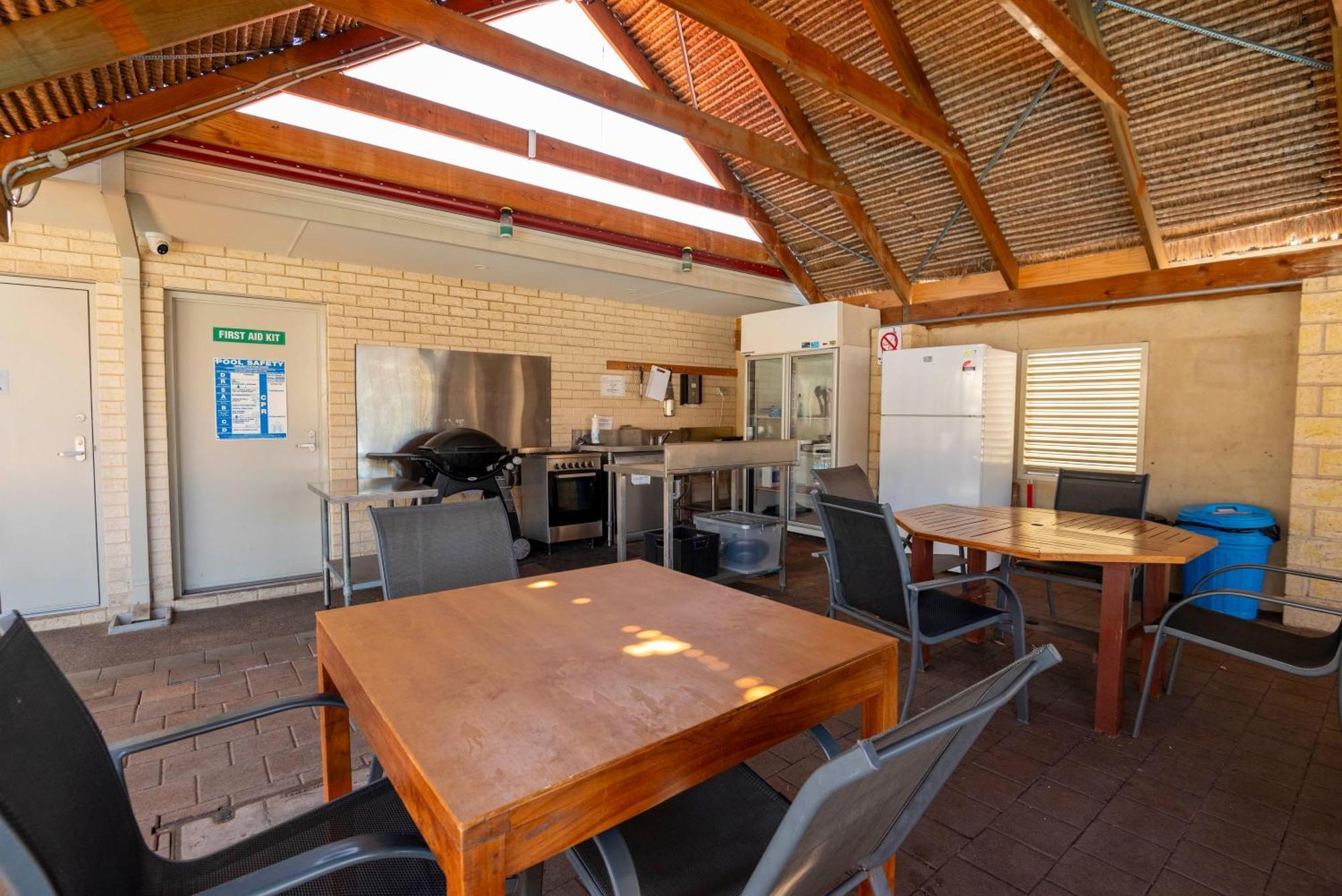 Bunbury Motel And Apartments Esterno foto